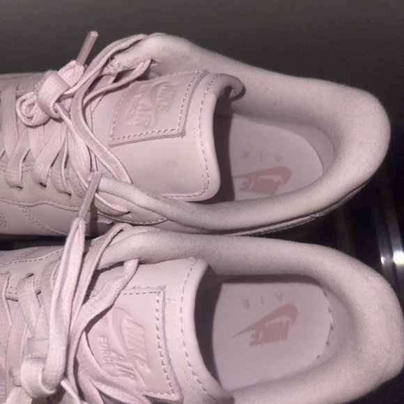 Nike Air Force 1 - Picture 7 of 9